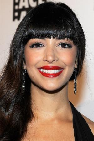 Hannah Simone