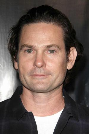 Henry Thomas