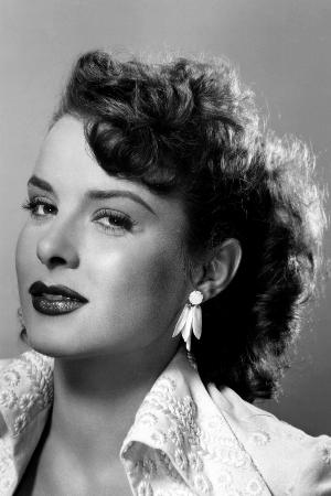 Jean Peters