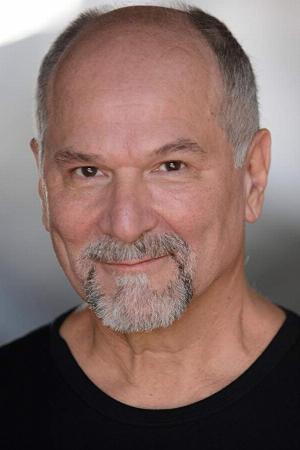 John Kapelos