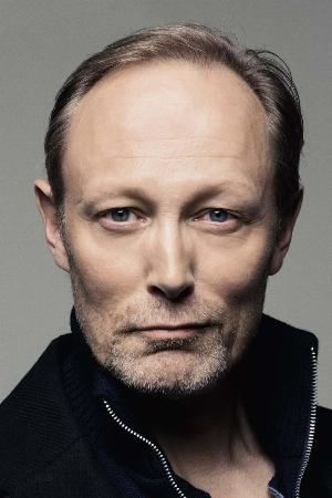 Lars Mikkelsen