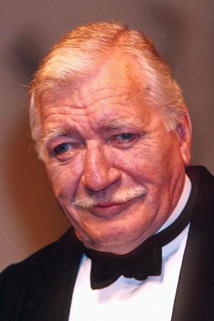 Nigel Davenport