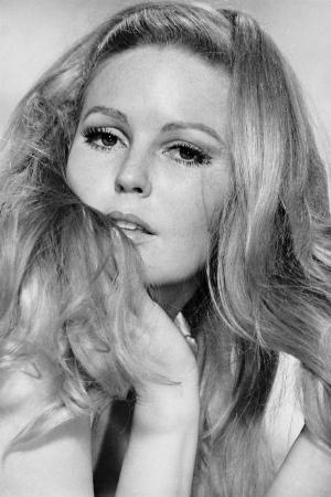 Veronica Carlson