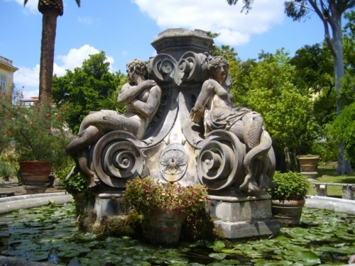 Portici - Fontana delle Sirene