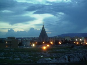 Basilica Santuario Madonna delle Lacrime - in panoramica notturna