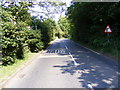 TM3067 : A1120 Carrs Hill, Badingham by Geographer