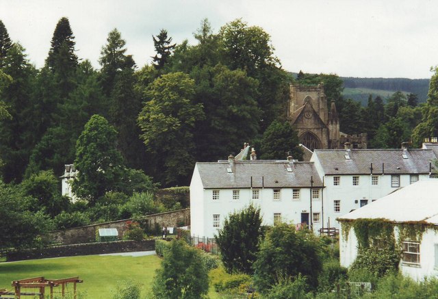 A row of white houses in Dunkeld