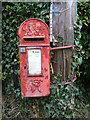 SK6839 : Saxondale Village postbox (ref 71R) by Alan Murray-Rust