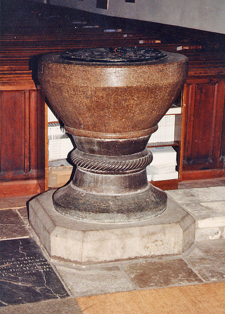 St Martin & St Mary, Chudleigh, Devon - Font