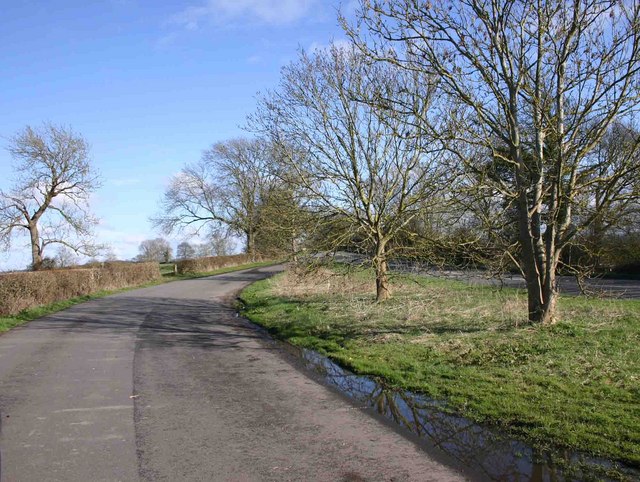 Lay-by on A422 near Pillerton Priors