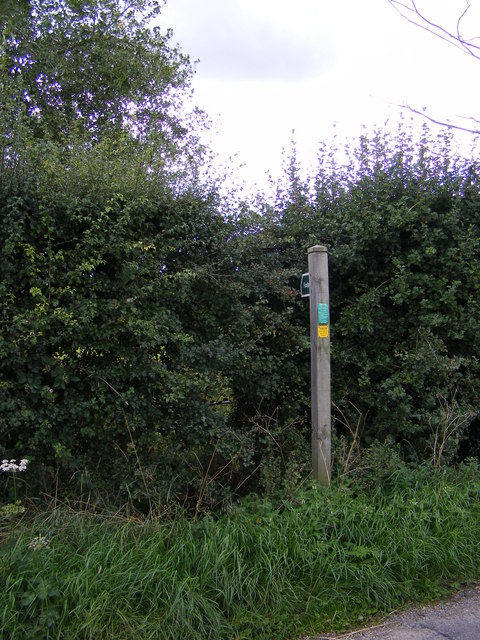 Footpath to the B1077