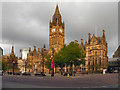 SJ8398 : Manchester Town Hall, Albert Square by David Dixon