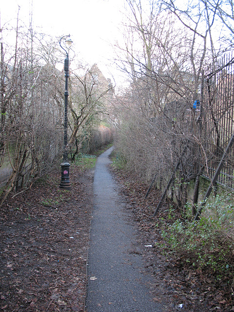 Footpath to Chelsham Road