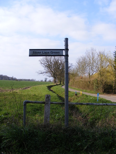 Roadsign to Silver Lace Green