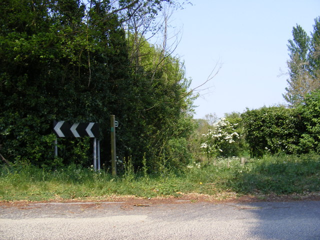 Footpath to Bruisyard Road