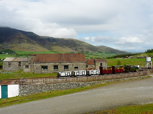 Engine house and train, Threlkeld Quarry