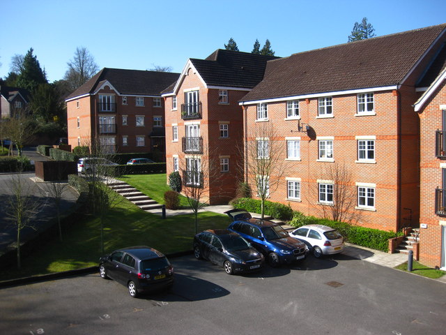 Apartments, Caterham