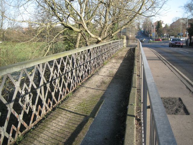 Closed footway extension, Portobello Bridge, Warwick