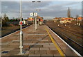 SO5140 : Platforms 3 and 4, Hereford railway station by Jaggery