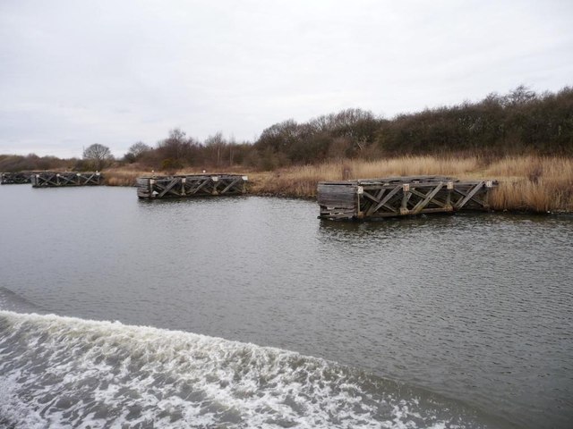 Wooden jetty, eastern end, south of Bob's Bridge