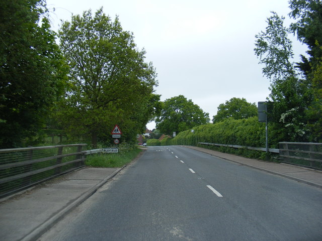 Entering Blofield on Plantation Road