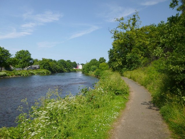 Path to Bonhill Bridge