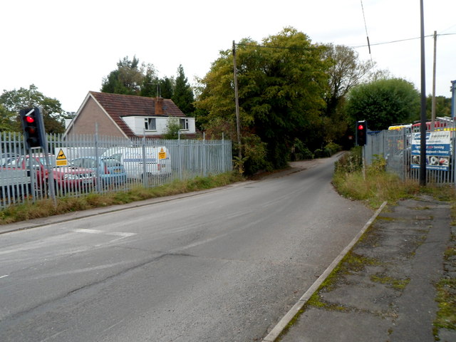 Traffic lights at the southern end of a river bridge, Yate