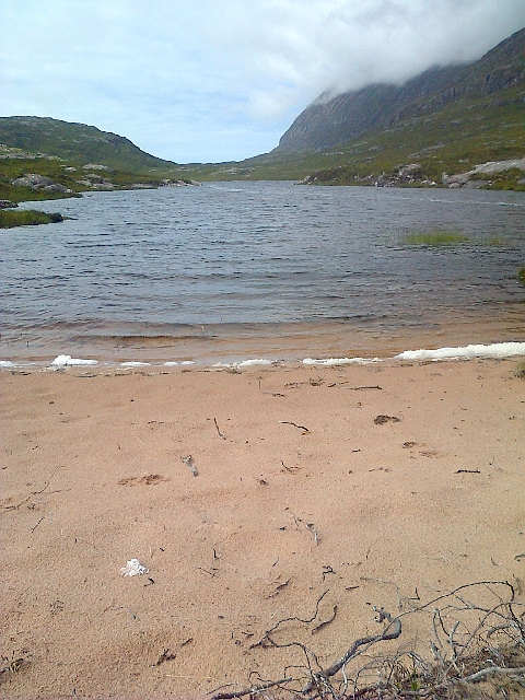 Sandy Beach, Loch Eadar dha Bheinn