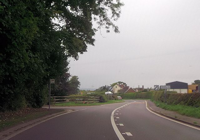 Leaving Hanwood at Pound Lane