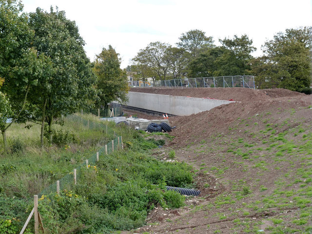 Flood defence wall