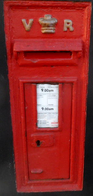 Wexham Street Victorian postbox, Beaumaris