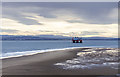 NT2586 : Beach between Kinghorn and Burntisland by William Starkey