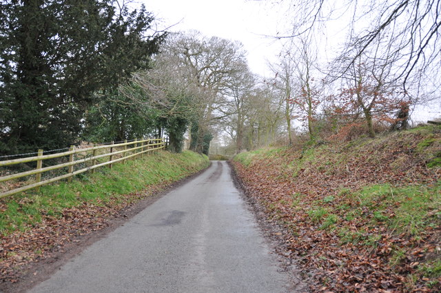 A very narrow Donington Lane