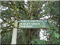 TL2100 : Footpath fingerpost on Deeves Hall Road, Ridge by David Howard