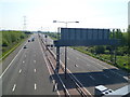 ST4687 : Motorway east across Rogiet Moor by Jaggery