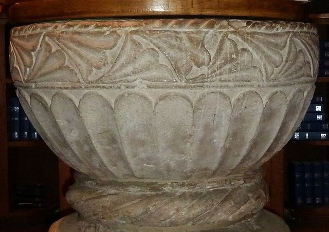 St John the Baptist - "Aylesbury" font - bowl detail