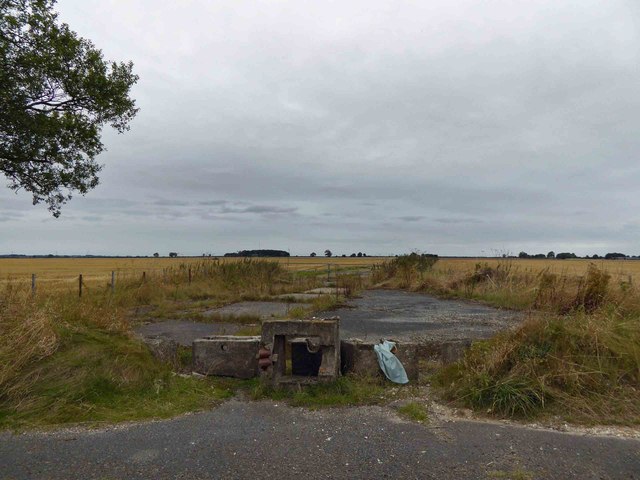 Former concrete aprons to Kelstern airfield