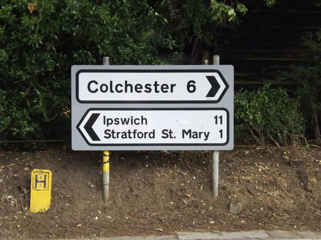 Roadsigns on Ipswich Road