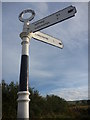 NT5565 : East Lothian County Council Fingerposts : Baxtersyke by Richard West