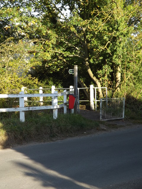 Footpath off Lower Road