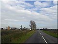 TF0197 : Toll Bar farm on the left of the B1205 near Brandy Wharf by Steve  Fareham