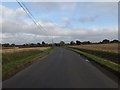 TM1782 : Harleston Road, Dickleburgh by Geographer