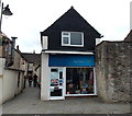 ST9387 : Sue Ryder Care charity shop in Malmesbury by Jaggery