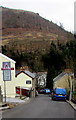 SS8696 : Steep descent, Craig-y-Fan Terrace, Cymmer by Jaggery