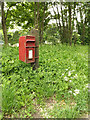 TM0780 : A1066 Low Road & The Chequers Postbox by Geographer