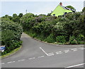 SS0198 : Yellow house in Lundy Close, Freshwater East by Jaggery