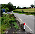 SN1014 : East side of Narberth Bridge, Narberth by Jaggery