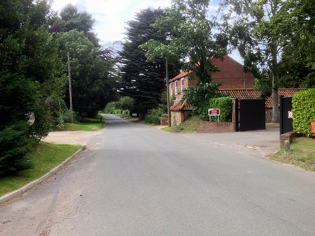 Thursford Green, The Street