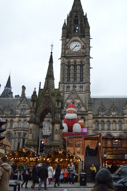 Albert Memorial, Albert Square, Christmas Market & Town Hall