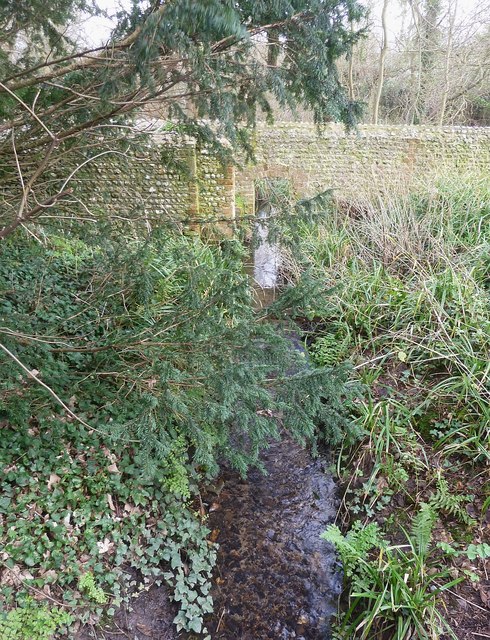 Stream in West Wittering - view upstream